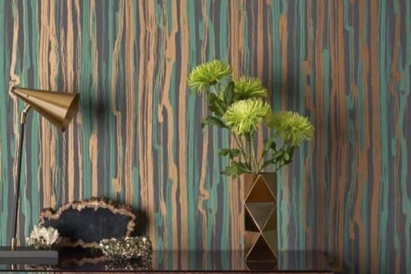 Oohhhh. I nearly forgot about this amazing teal and gold wallpaper from @cole_and_son_wallpapers