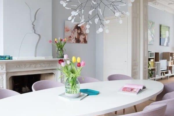 The palest of pink chairs with white. How divine.